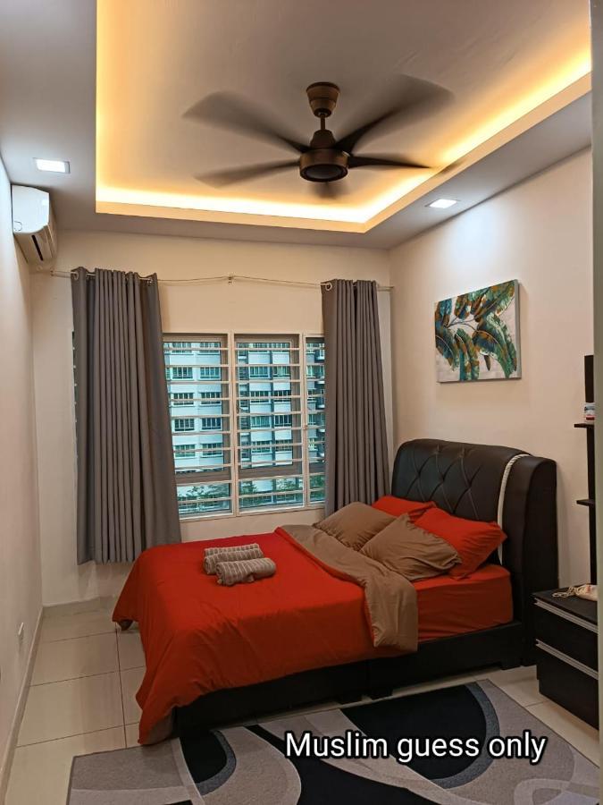 Qaisara D'Savanna Homestay@Southville City Bangi Esterno foto