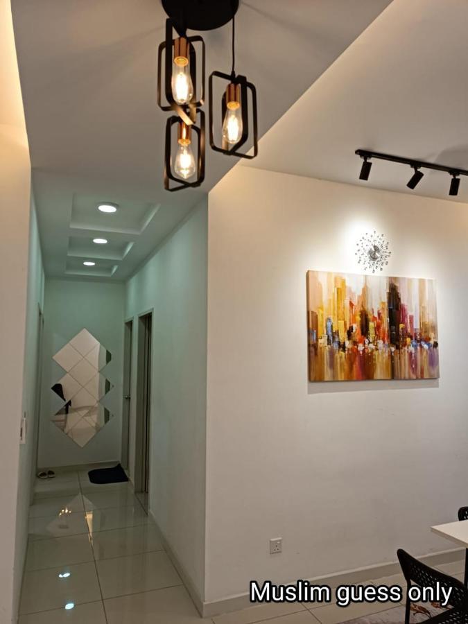 Qaisara D'Savanna Homestay@Southville City Bangi Esterno foto