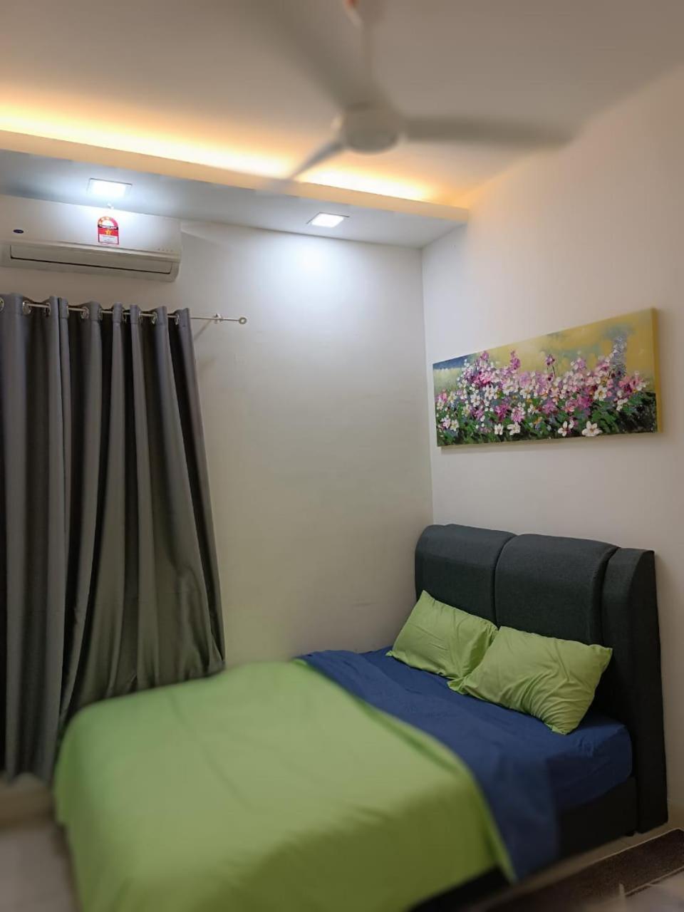 Qaisara D'Savanna Homestay@Southville City Bangi Esterno foto