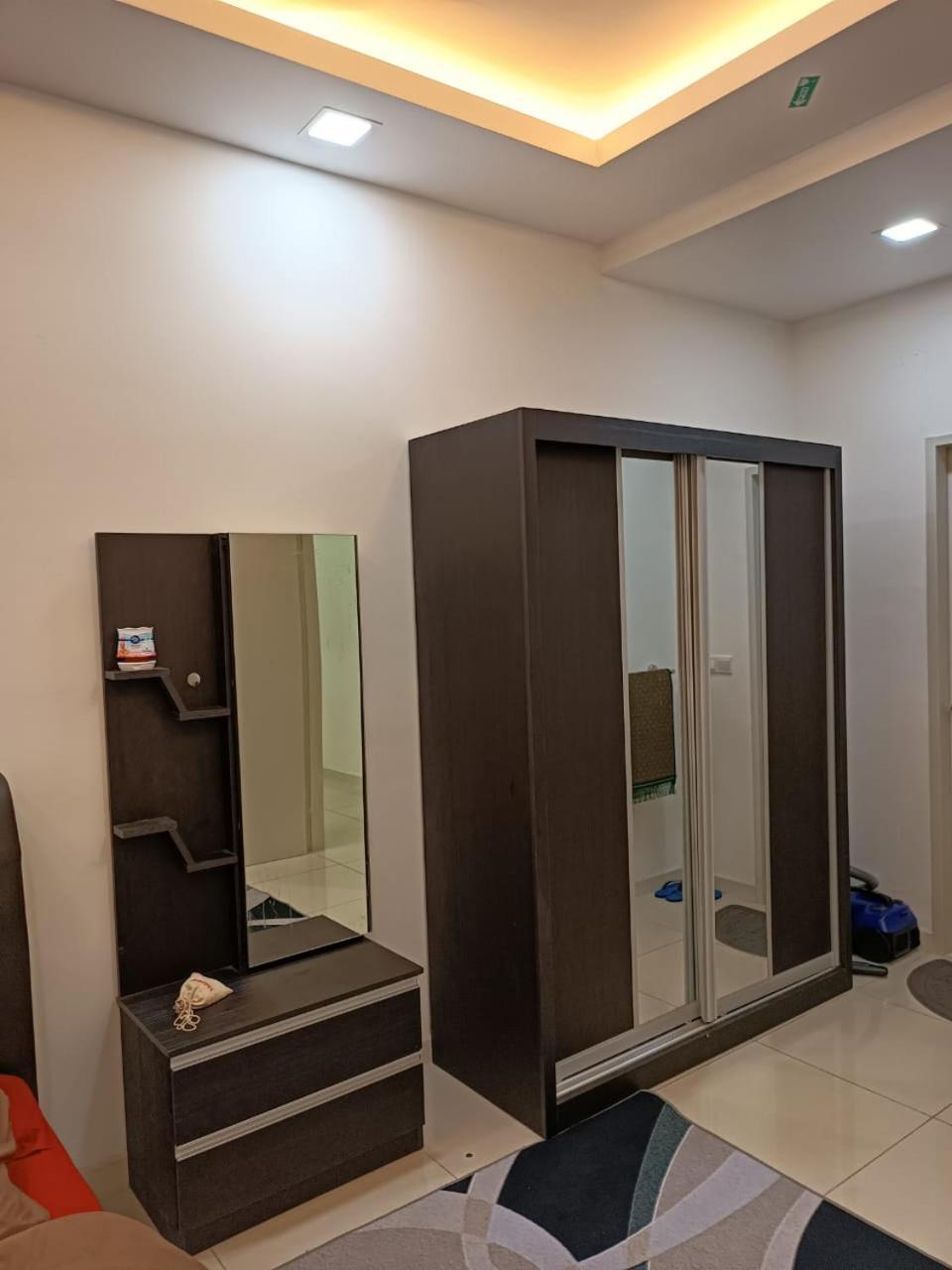 Qaisara D'Savanna Homestay@Southville City Bangi Esterno foto